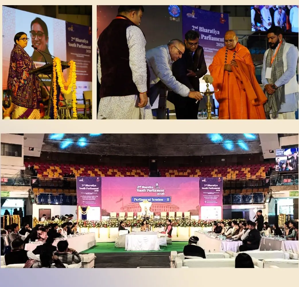 Lamp-lighting ceremony and the full stadium during the event